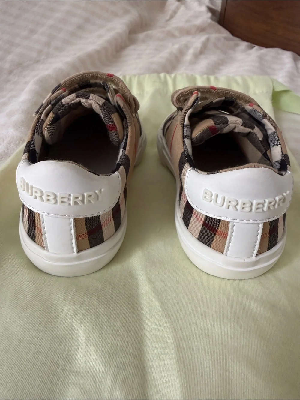 Burberry iconic nova